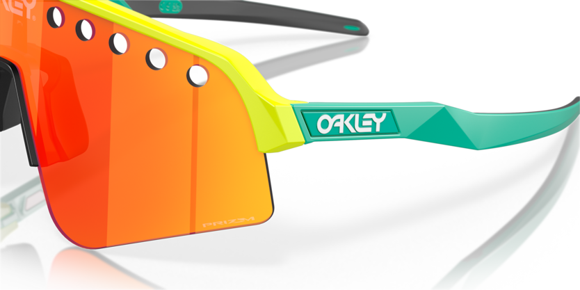 Oakley Sutro lite sweep Giallo ottico Prizm ruby